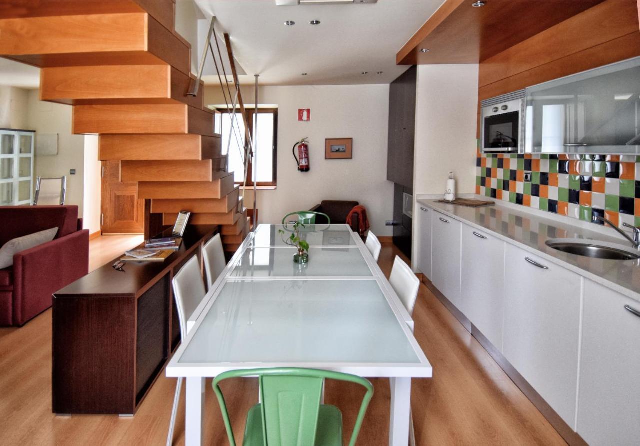 Apartamentos Maria Luisa Бургос Экстерьер фото